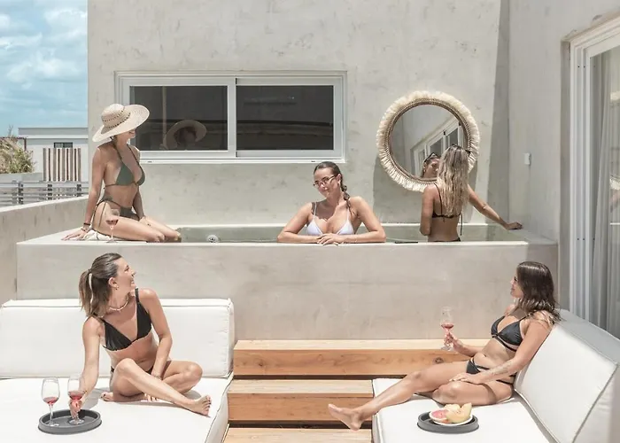Moonsand Boho Chic Penthouse Pool & Roof *